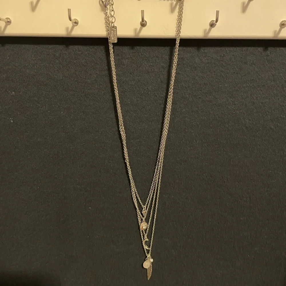 Layered silver necklace - Picture 2 of 3